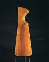 9705  Hatschepsut  1997<br />Terracotta,  89 x 31 x 31 cm